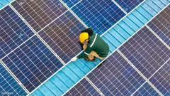 Zonnepanelen vanaf 2026: zo veranderden de regels én de prijzen door verplichte certificering